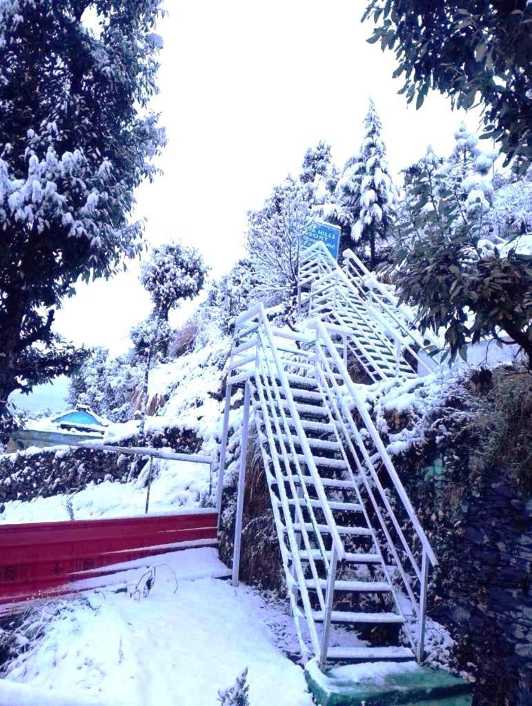 Drona Hills Resorts Kanatal Zewnętrze zdjęcie