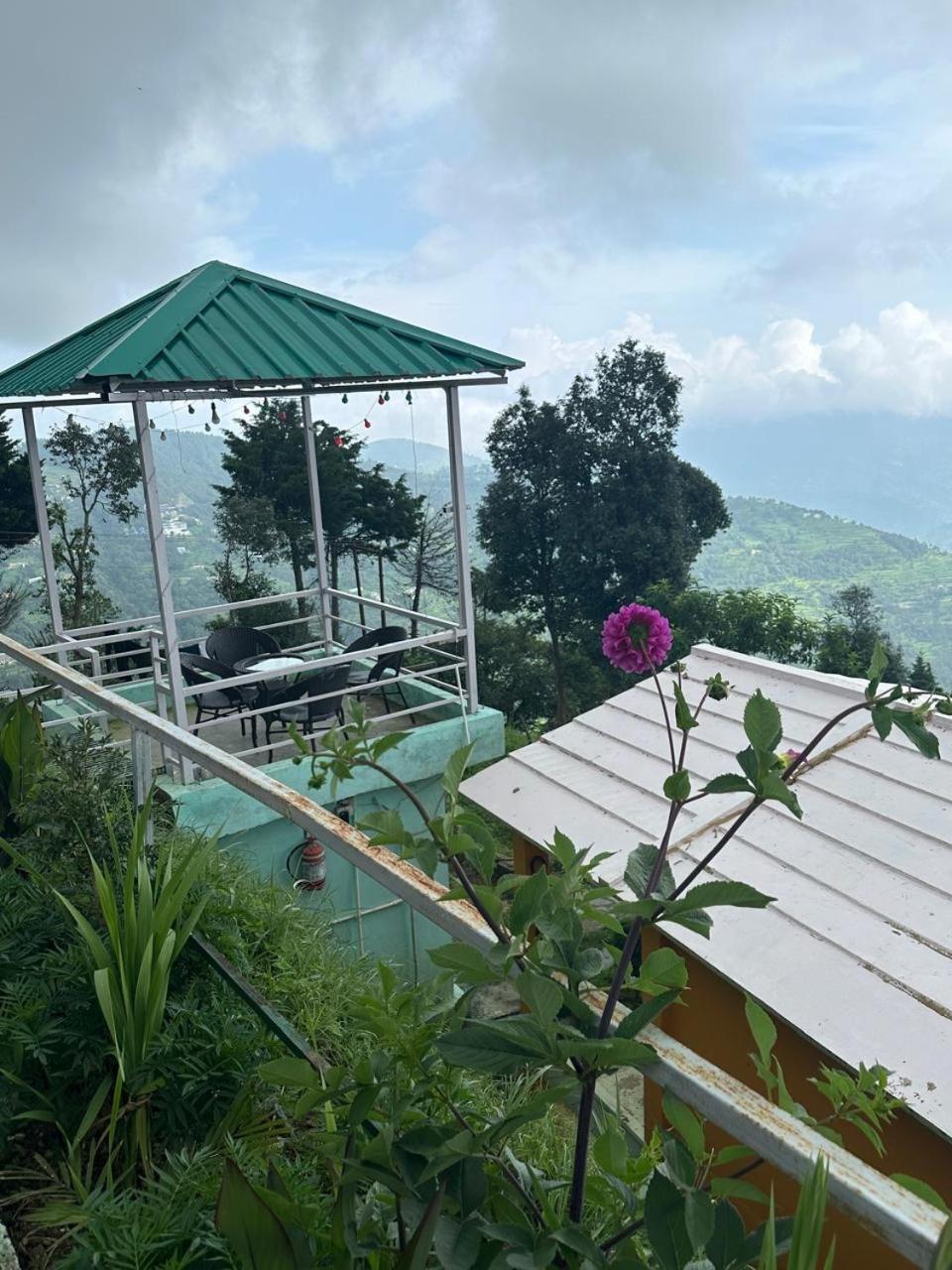 Drona Hills Resorts Kanatal Zewnętrze zdjęcie